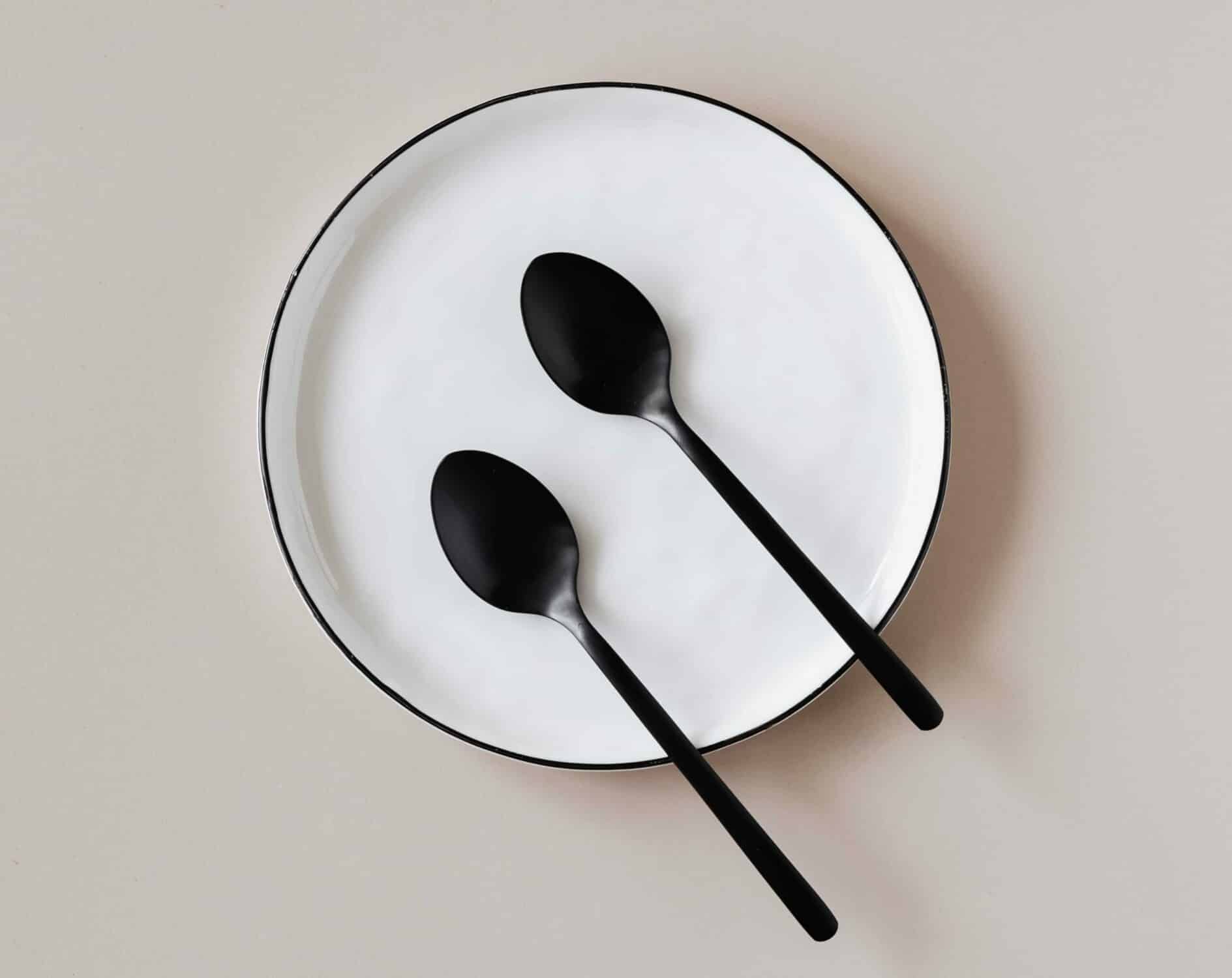 Cómo Colocar los Cubiertos en la Mesa