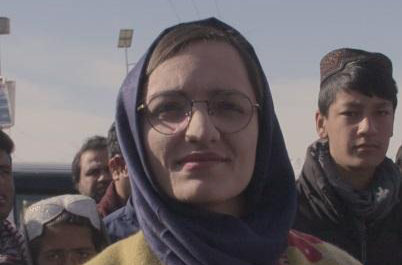 En sus Manos: Una Alcaldesa en Afganistán