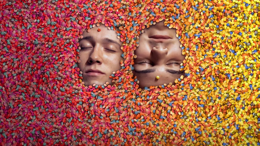 Cómo vender drogas online (a toda pastilla) - Netflix